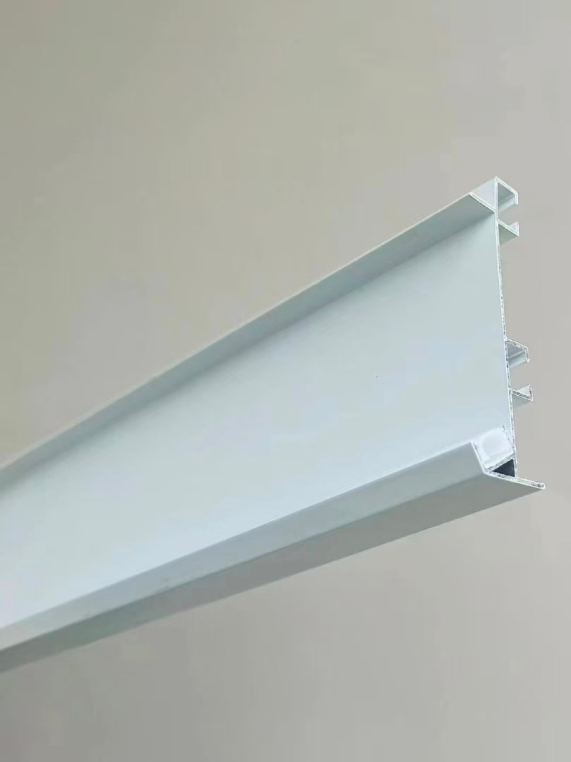 GY-1043 脊梁线本体